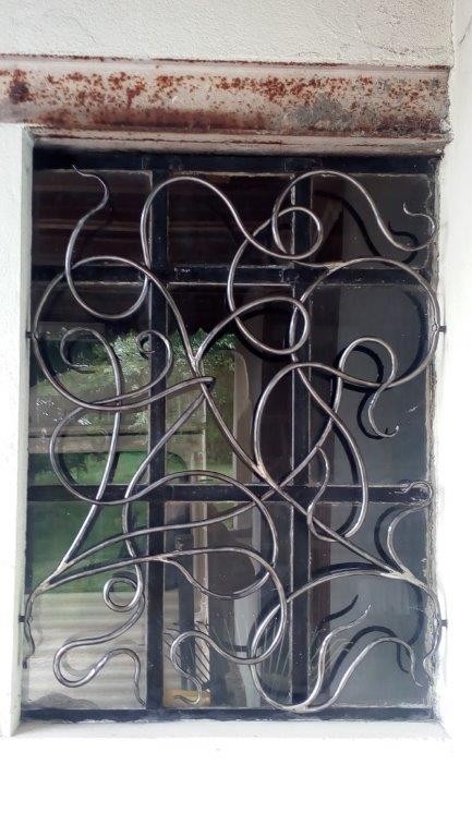 Grille 85 x 105 cm